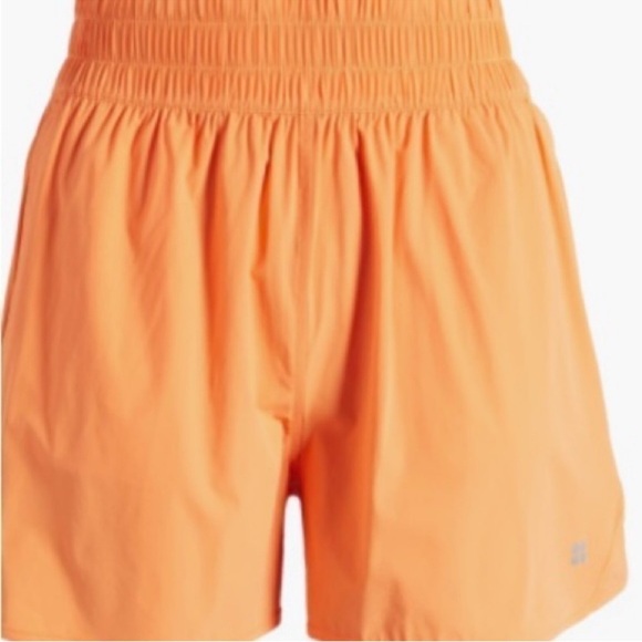 Sweaty Betty Relay Shell Orange Athletic Shorts - Picture 3 of 8